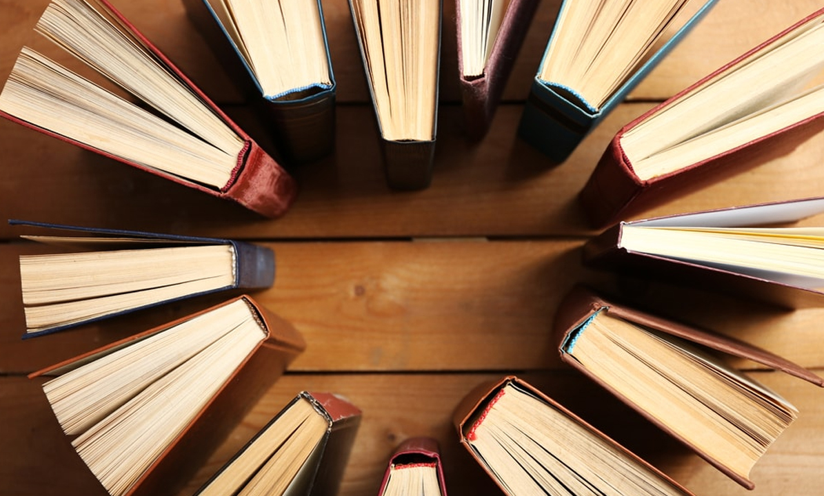 Escritores indignados: “No regalen mis libros” en medio de la pandemia