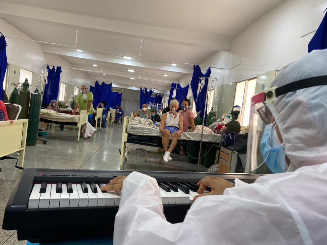 La Desinfección Musical llega a Caracas, sube al pico Naiguatá y baja al Jardín Botánico