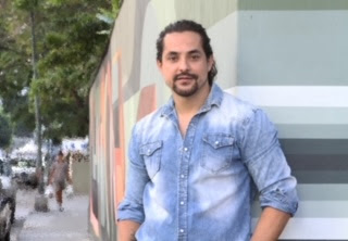 Cantautor venezolano Tom Vivas lanza video de su tema «Recuerdo»