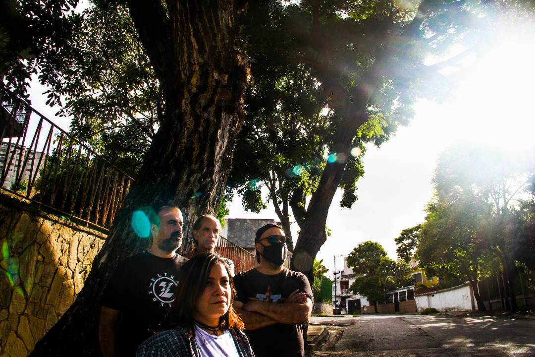 UltraZonido estrena video animado del single “LQQ (Lo Que Quiero)”  Protagonizado por el personaje de un Pitbull llamado “Pituzo”