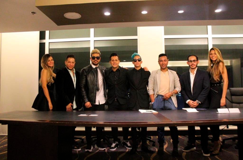 Gustavo Mariño “El Gus” firma con Sky Music Group en República Dominicana