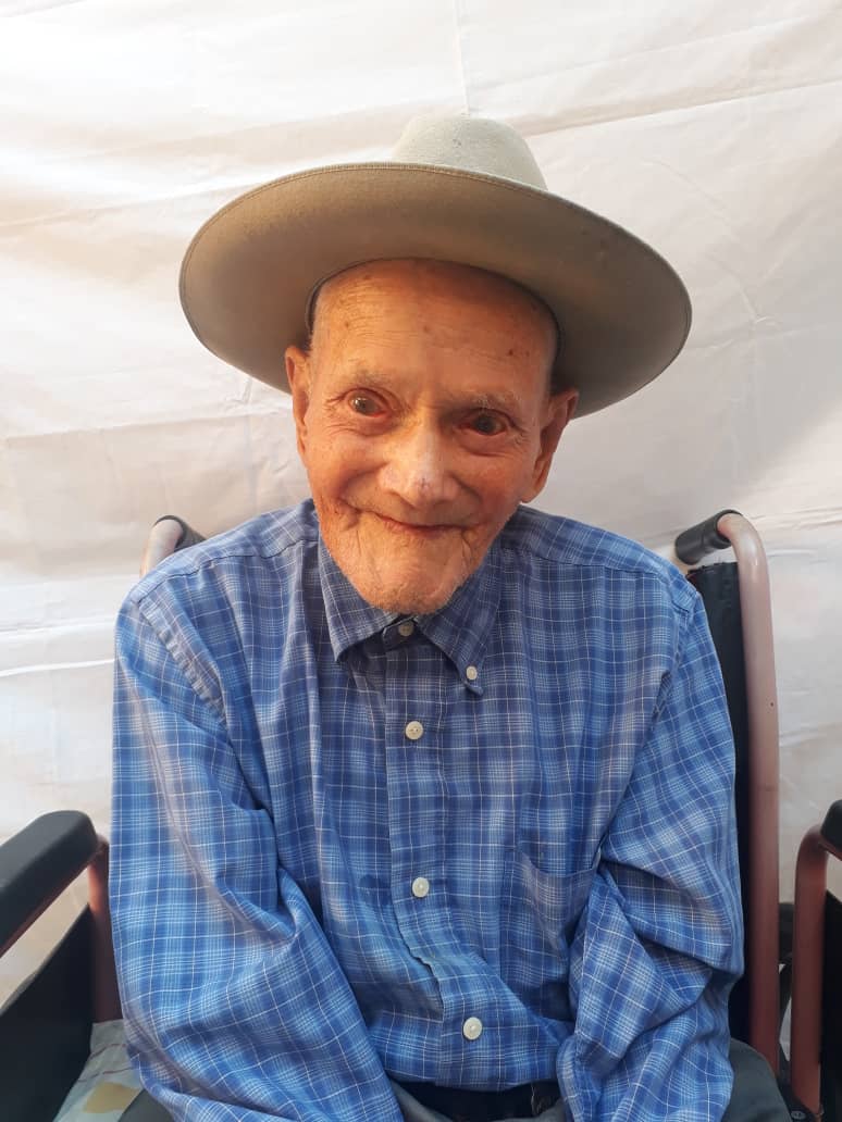 El buen humor es el secreto de Juan Vicente, el hombre más longevo del Mundo