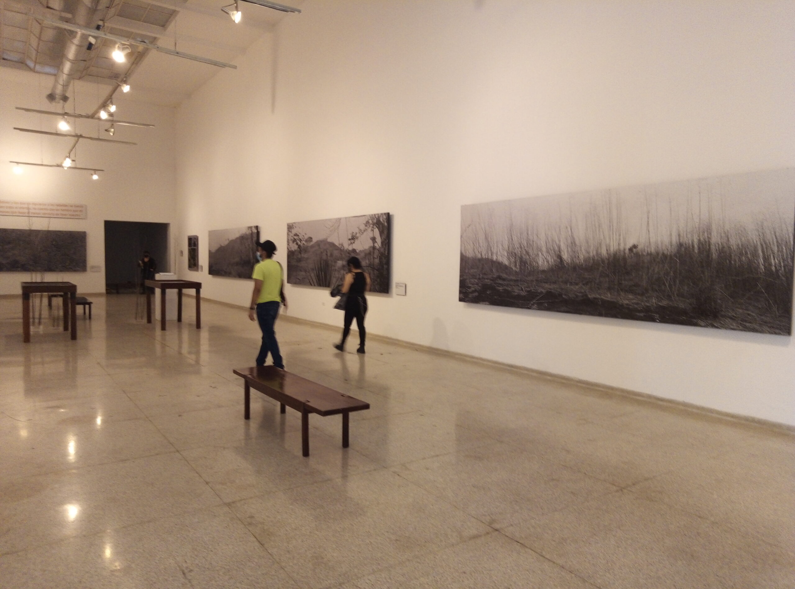Rodrigo Benavides pasea al público por la historia con su impactante muestra fotográfica