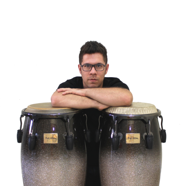 Roberto “El Lobo” Moreno presenta su disco “E-Wolf”  Combinando la percusión afro-venezolana con la música electrónica