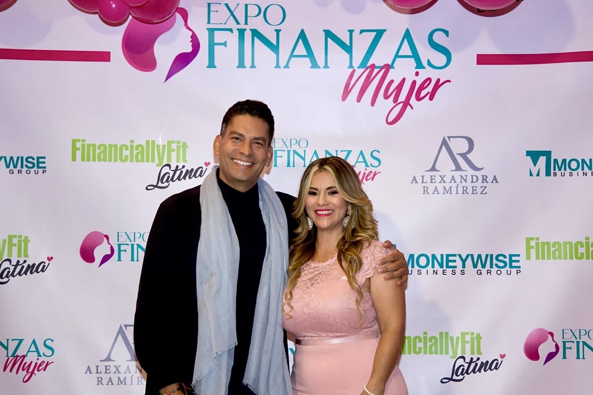 Alexandra Ramírez e Ismael Cala concluyen con éxito Expofinanzas Mujer 2022