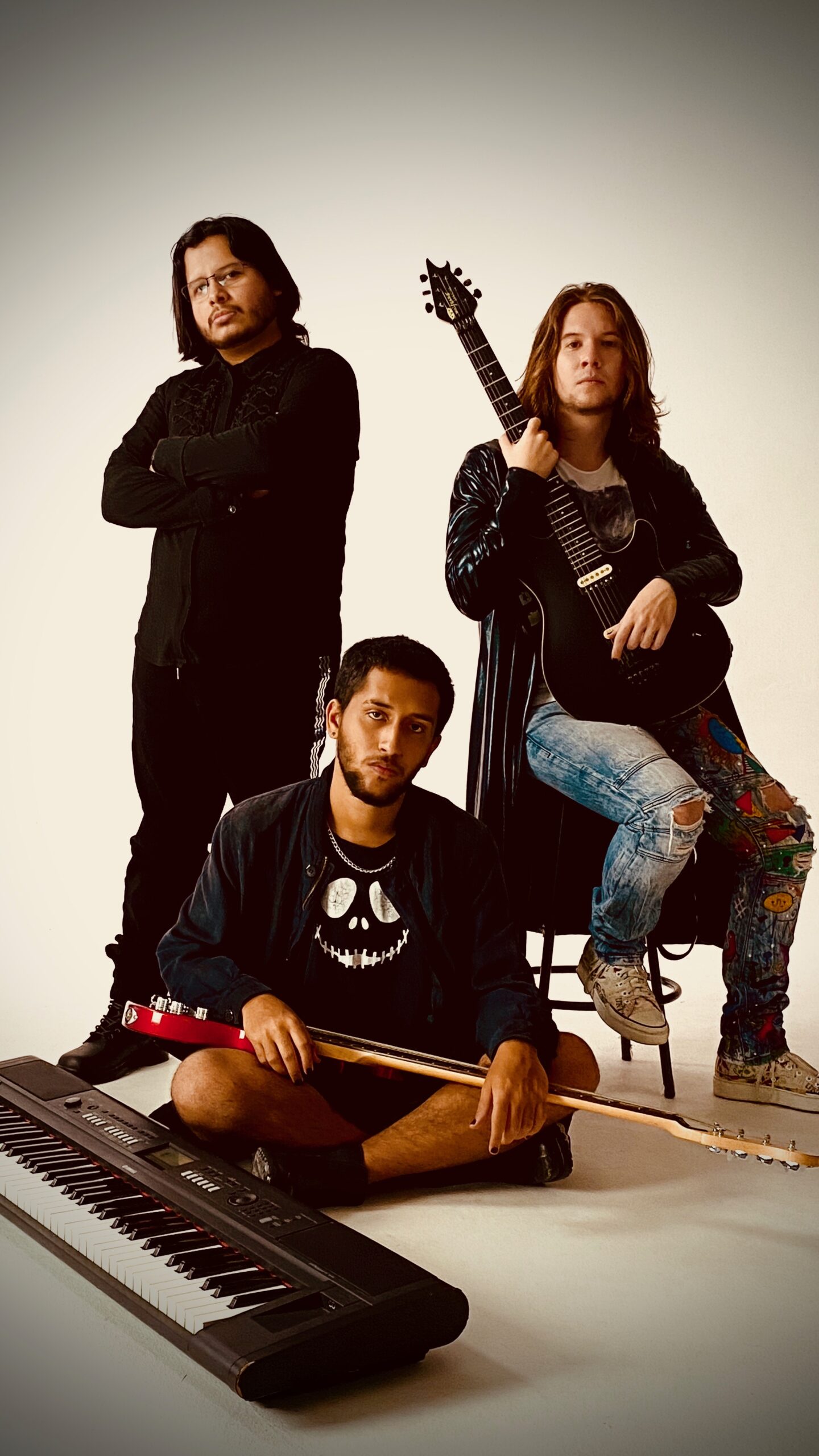 La agrupación SCAPE estrena su primera producción discográfica titulada “Omega”