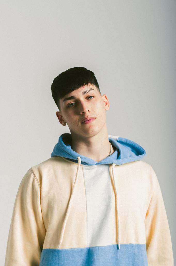 Lexan, la nueva estrella musical estrena su sencillo “Quédate”